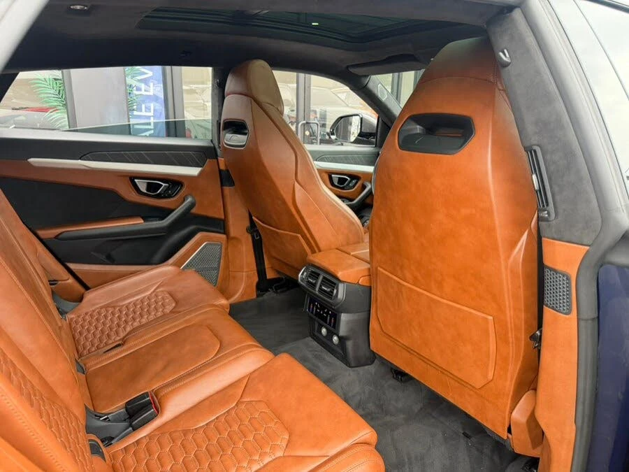 2021 Lamborghini Urus - Image 26 of 31