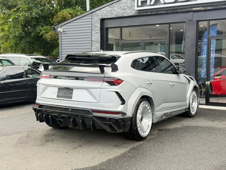 2021 Lamborghini Urus - Image 27 of 31