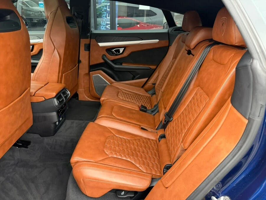 2021 Lamborghini Urus - Image 15 of 31