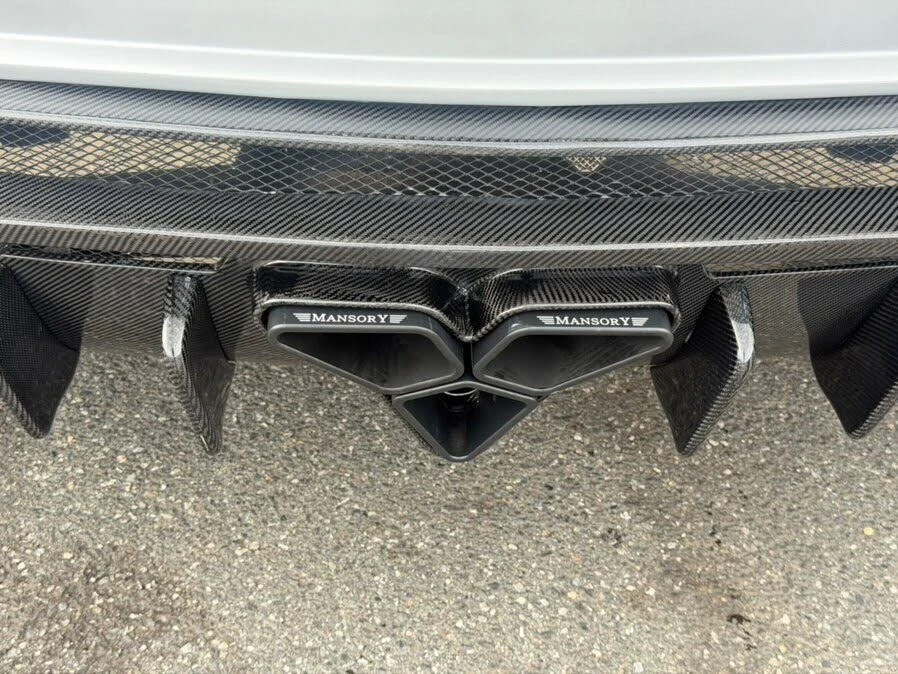 2021 Lamborghini Urus - Image 29 of 31