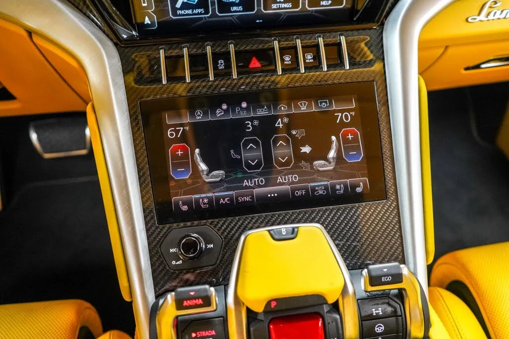 2021 Lamborghini Urus - Image 18 of 31