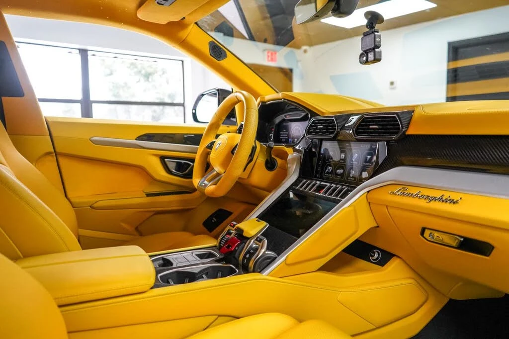 2021 Lamborghini Urus - Image 16 of 31