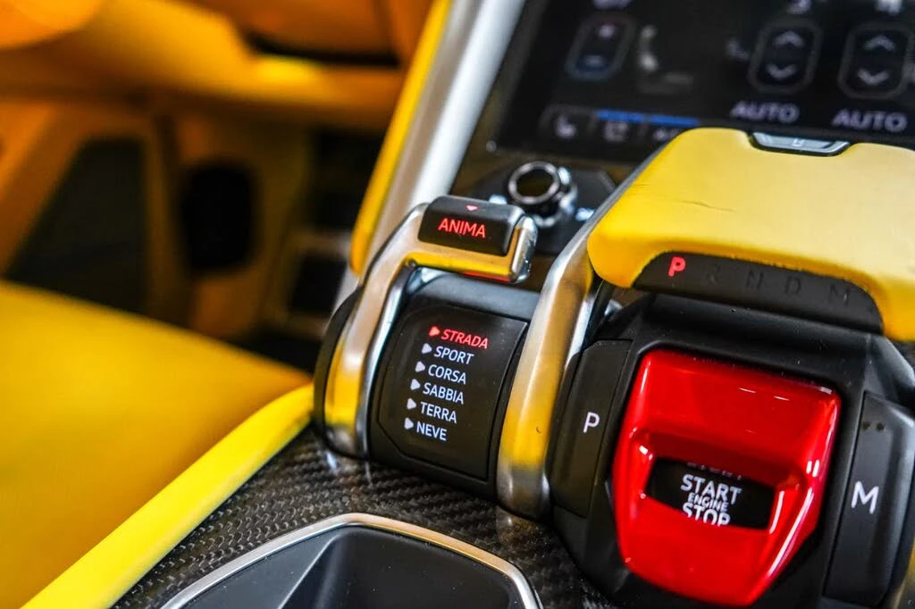 2021 Lamborghini Urus - Image 20 of 31