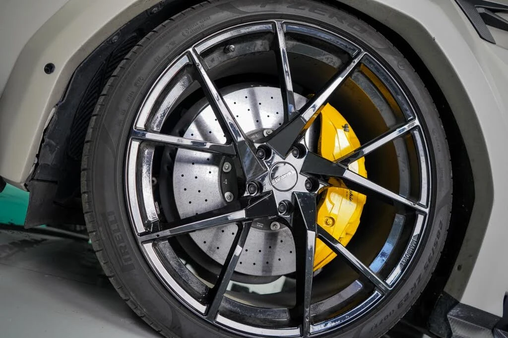 2021 Lamborghini Urus - Image 9 of 31