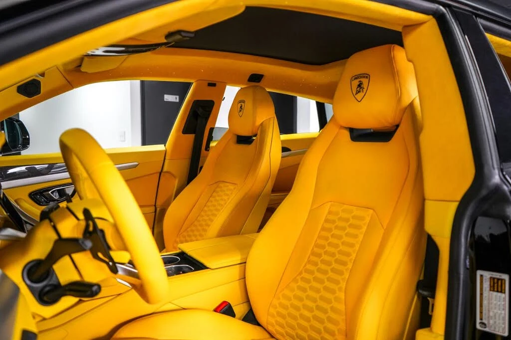 2021 Lamborghini Urus - Image 27 of 31
