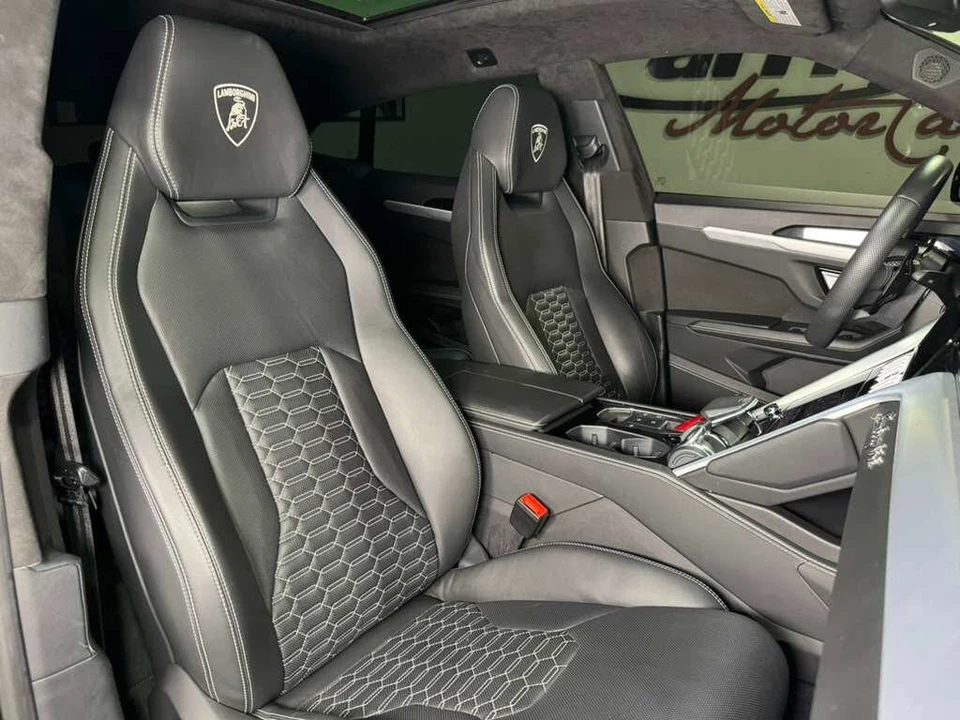 2021 Lamborghini Urus - Image 17 of 31