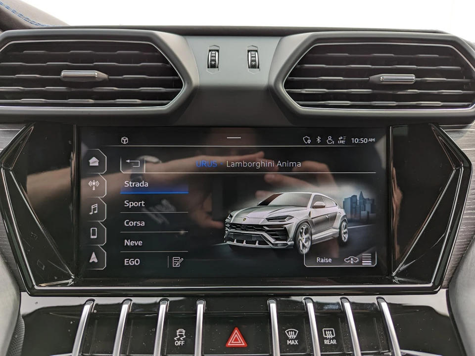 2021 Lamborghini Urus - Image 19 of 21