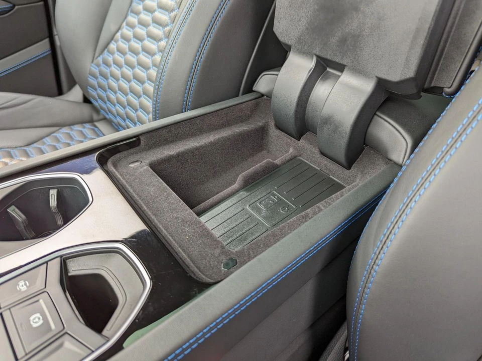 2021 Lamborghini Urus - Image 28 of 31