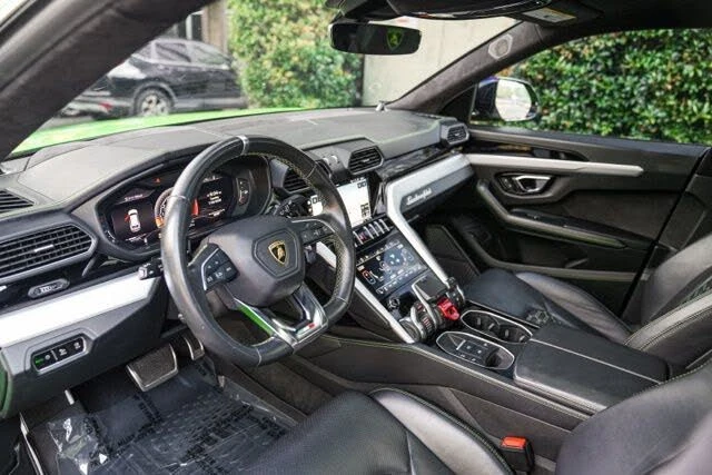 2021 Lamborghini Urus - Image 28 of 31