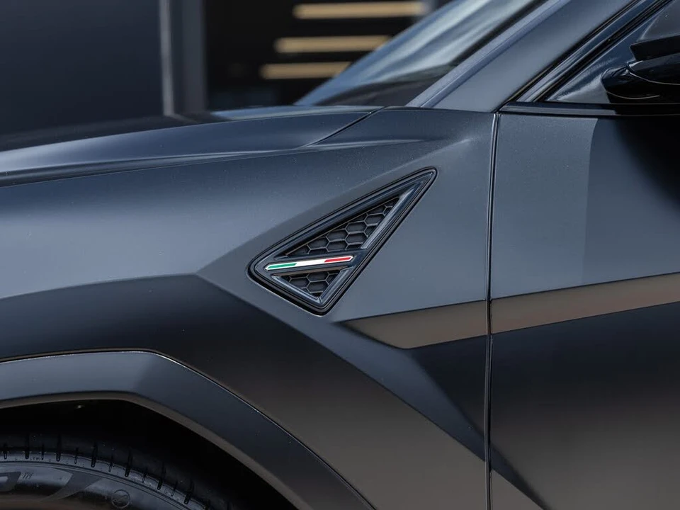 2021 Lamborghini Urus - Image 15 of 31