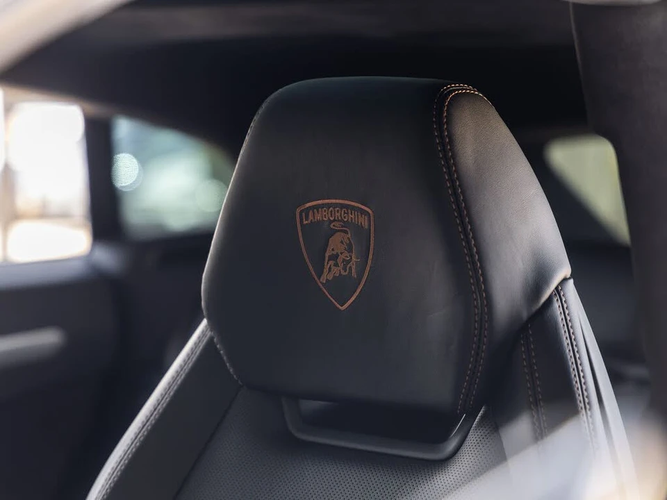 2021 Lamborghini Urus - Image 31 of 31