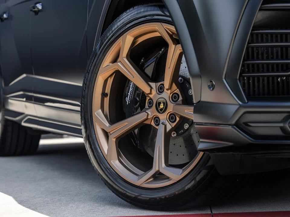 2021 Lamborghini Urus - Image 21 of 31