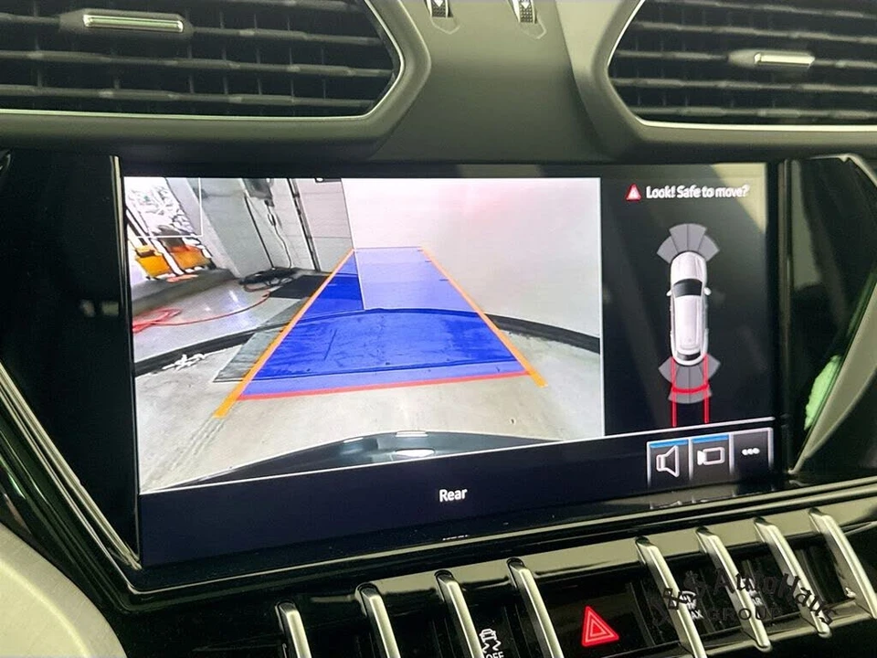 2021 Lamborghini Urus - Image 20 of 31