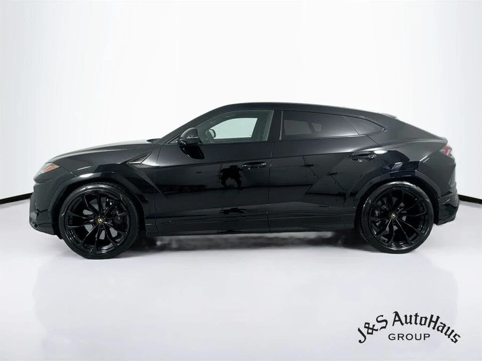 2021 Lamborghini Urus - Image 4 of 31