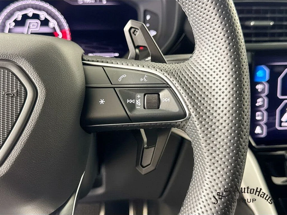 2021 Lamborghini Urus - Image 14 of 31