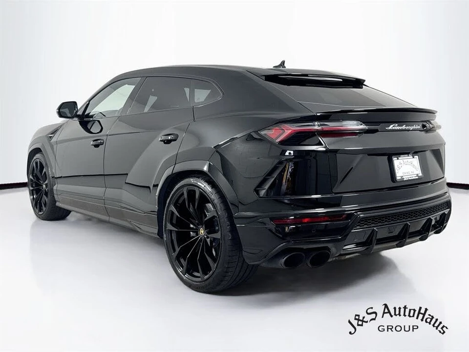 2021 Lamborghini Urus - Image 5 of 31