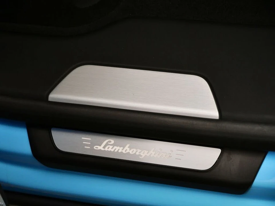 2021 Lamborghini Urus - Image 20 of 27