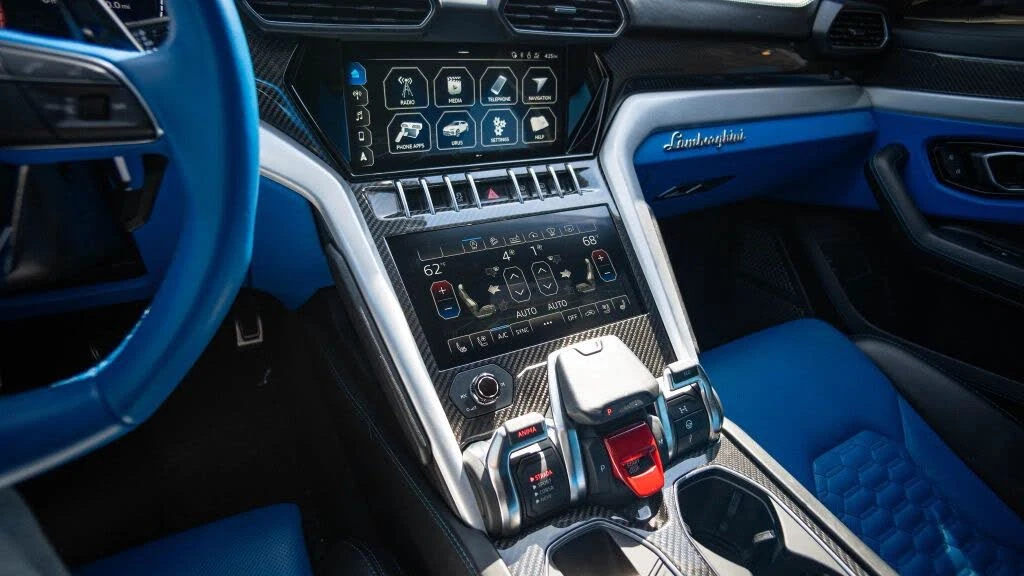 2021 Lamborghini Urus - Image 26 of 29