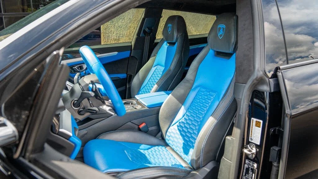2021 Lamborghini Urus - Image 15 of 29