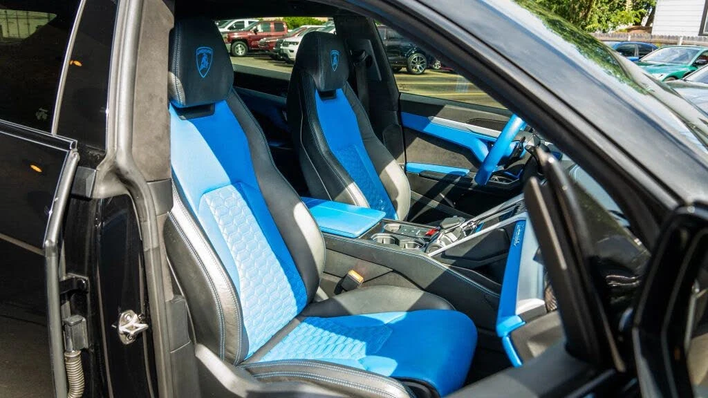 2021 Lamborghini Urus - Image 16 of 29