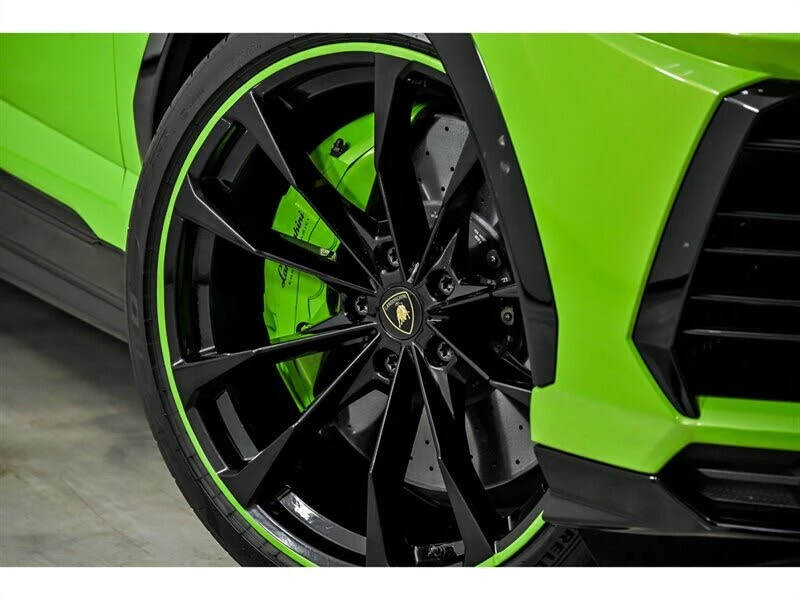 2021 Lamborghini Urus - Image 3 of 31