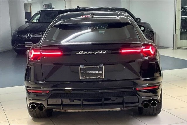 2021 Lamborghini Urus - Image 3 of 6