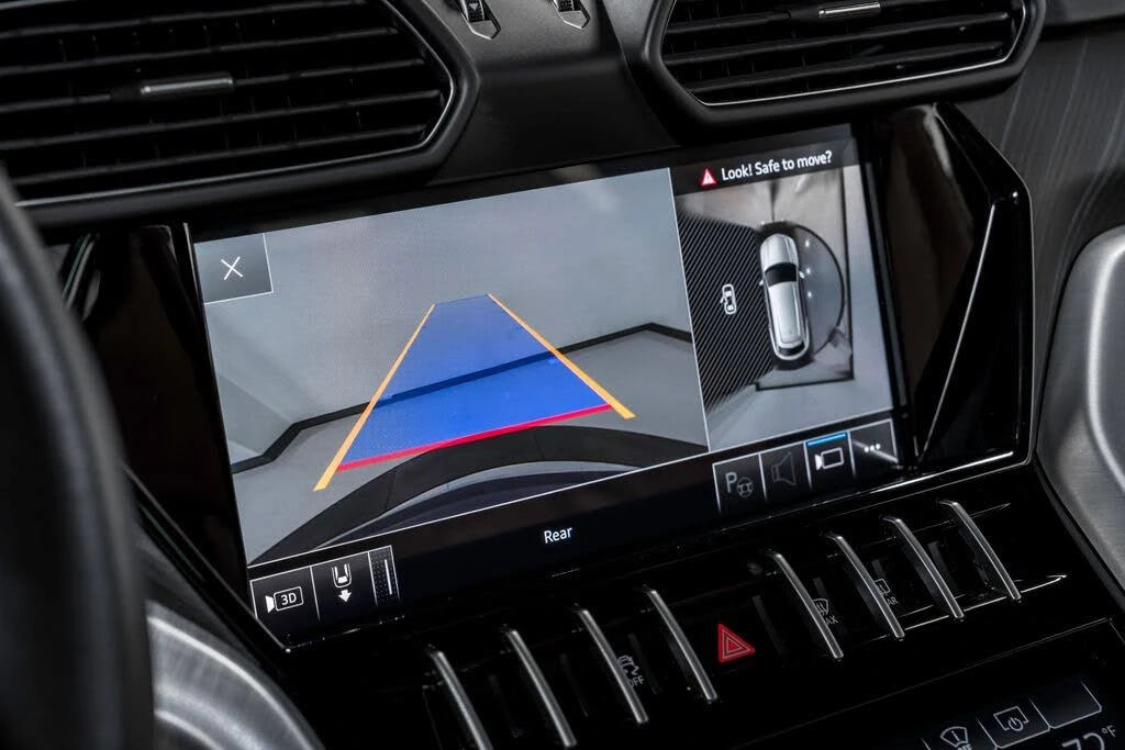 2021 Lamborghini Urus - Image 26 of 31