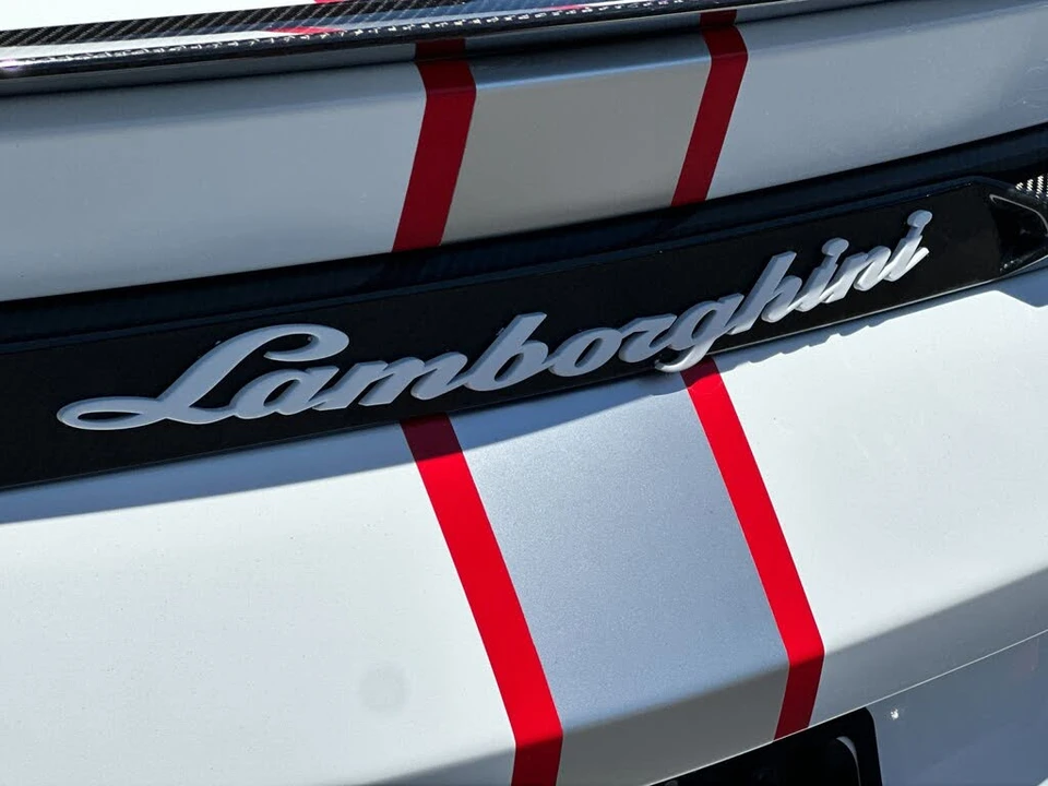 2021 Lamborghini Urus - Image 13 of 31