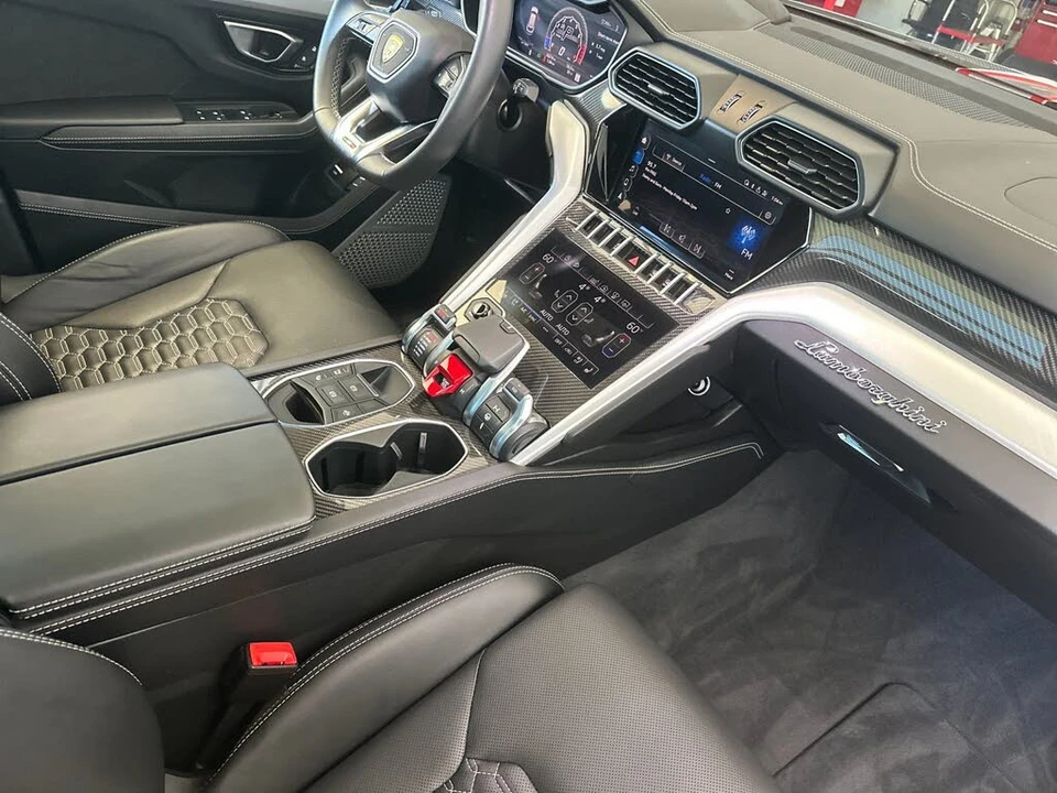 2021 Lamborghini Urus - Image 6 of 31