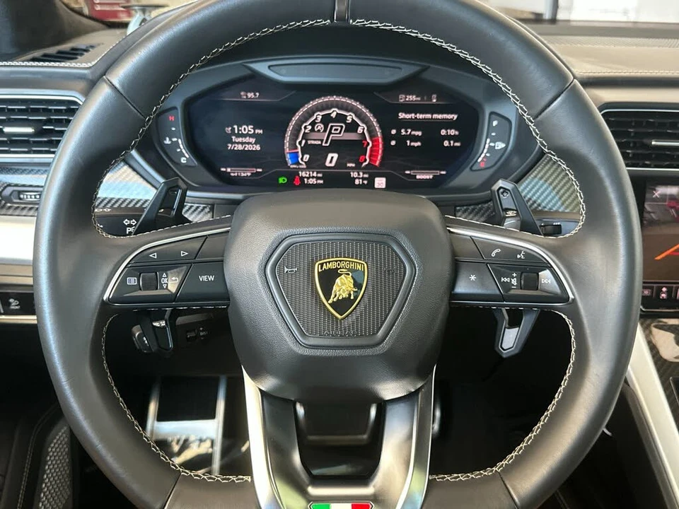 2021 Lamborghini Urus - Image 28 of 31