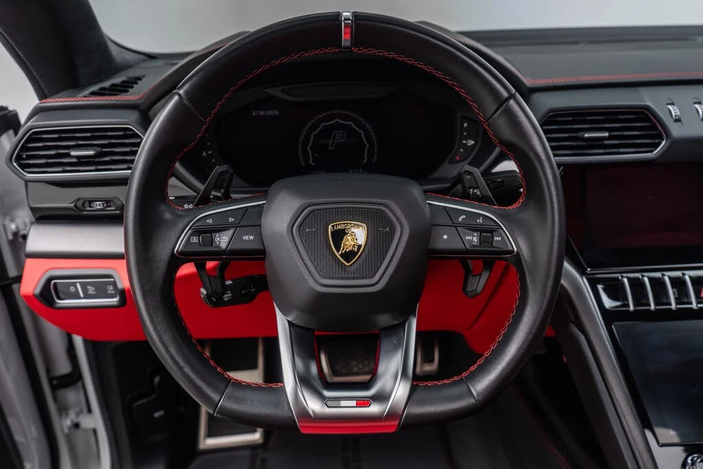 2021 Lamborghini Urus - Image 15 of 31
