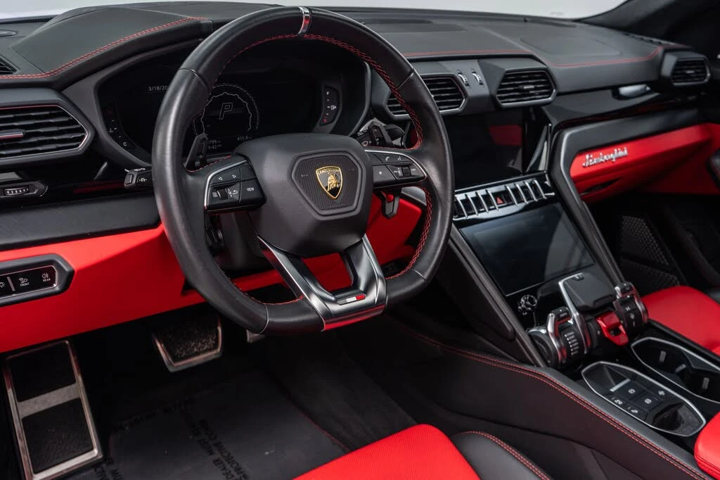 2021 Lamborghini Urus - Image 13 of 31