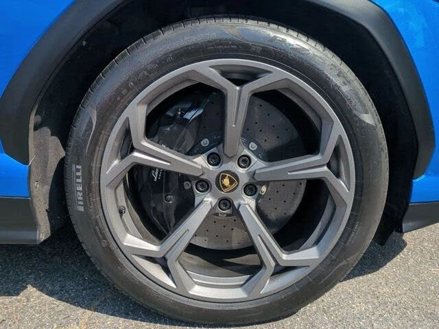 2021 Lamborghini Urus - Image 9 of 31