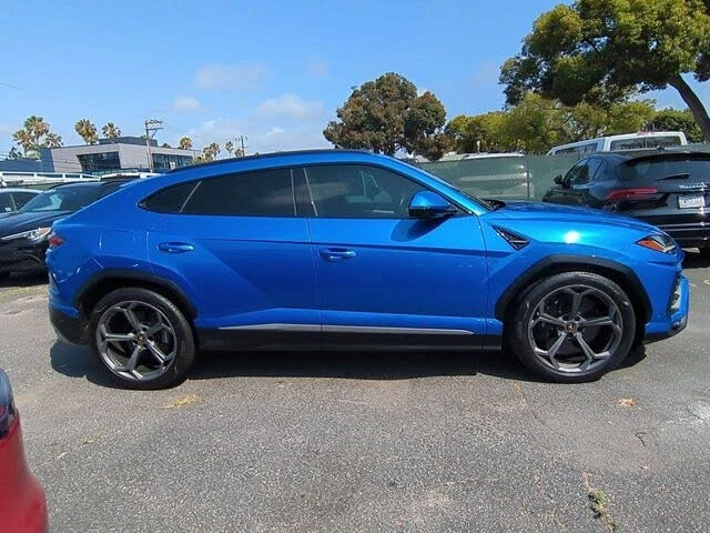 2021 Lamborghini Urus - Image 7 of 31