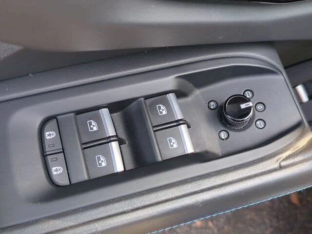 2021 Lamborghini Urus - Image 11 of 31