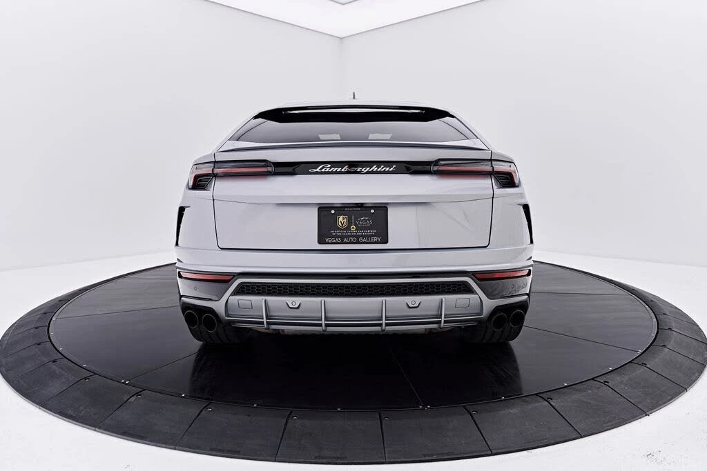 2021 Lamborghini Urus - Image 12 of 31