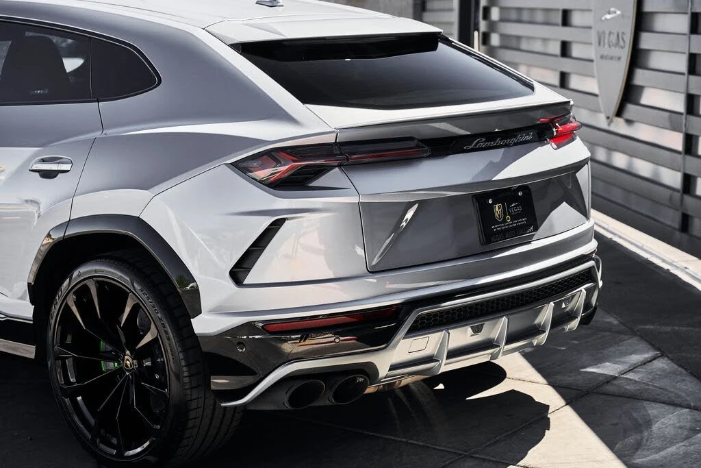 2021 Lamborghini Urus - Image 8 of 31
