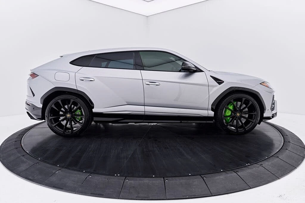 2021 Lamborghini Urus - Image 14 of 31
