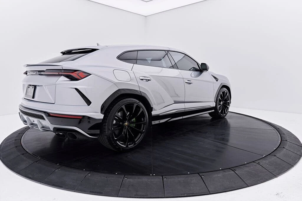 2021 Lamborghini Urus - Image 13 of 31