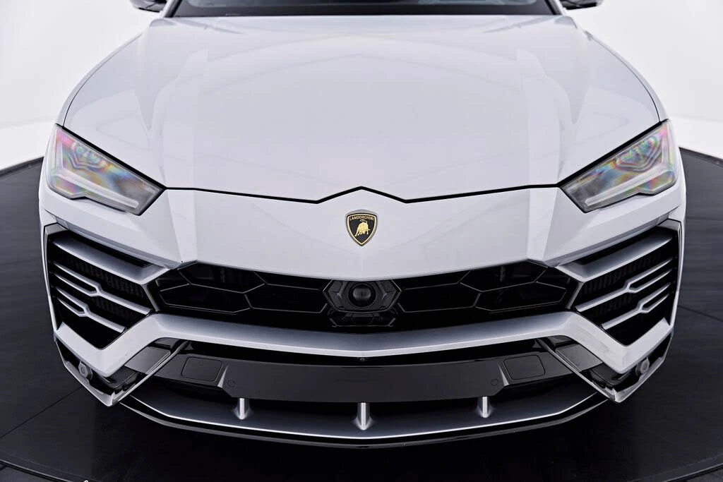 2021 Lamborghini Urus - Image 17 of 31