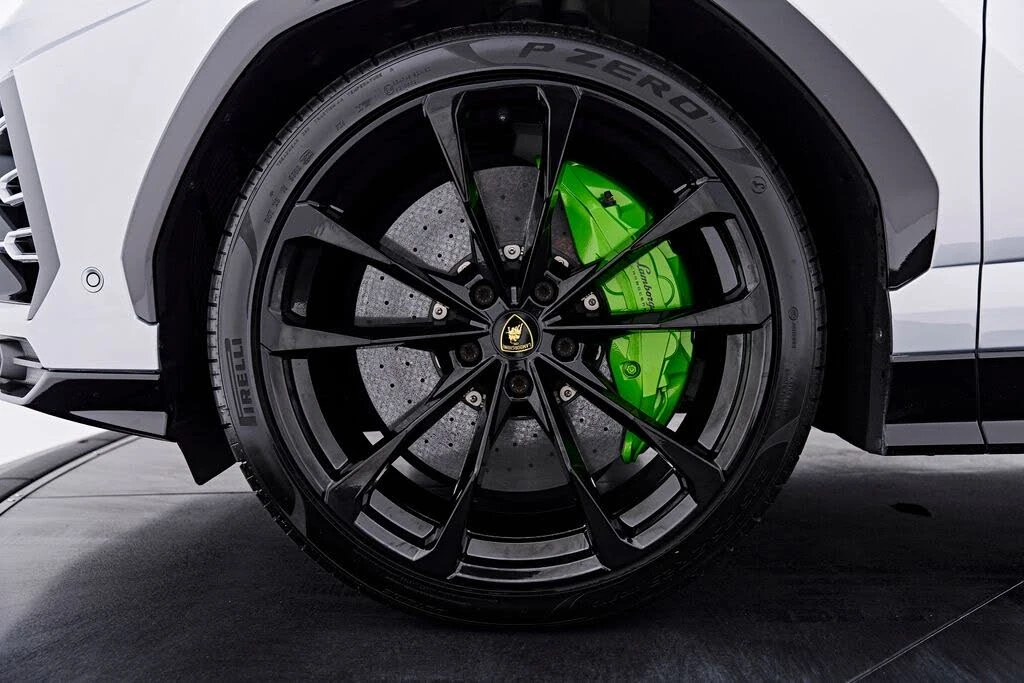 2021 Lamborghini Urus - Image 3 of 31