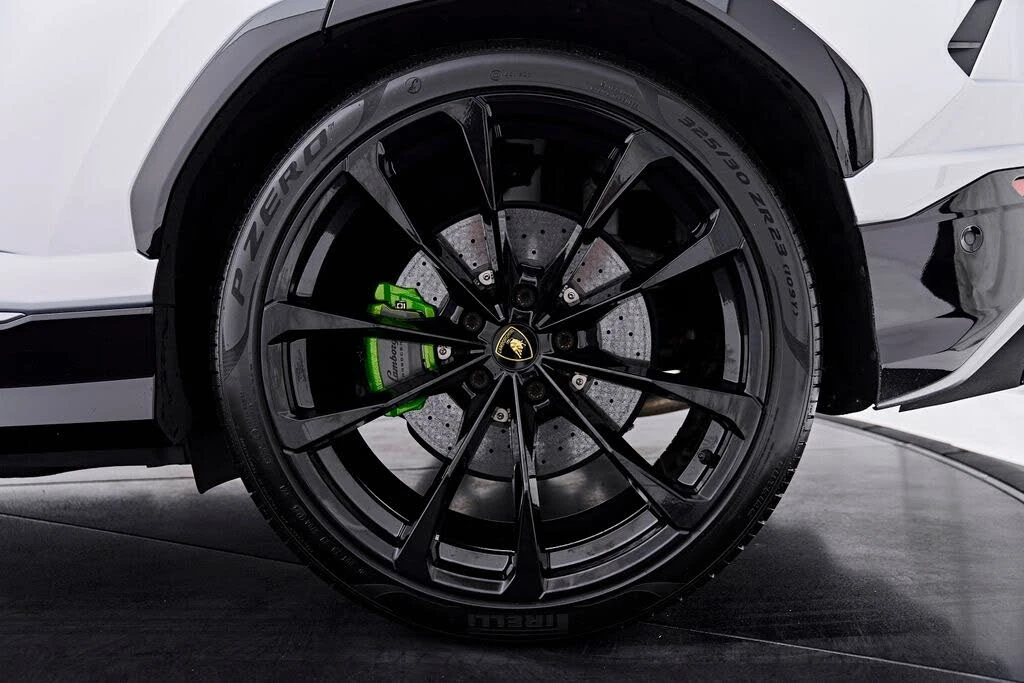 2021 Lamborghini Urus - Image 22 of 31