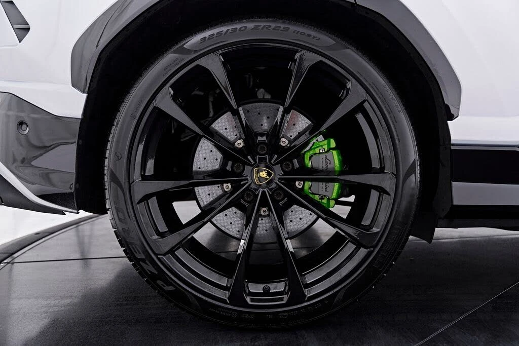 2021 Lamborghini Urus - Image 23 of 31