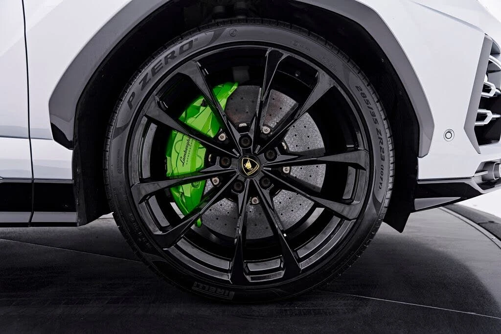 2021 Lamborghini Urus - Image 24 of 31