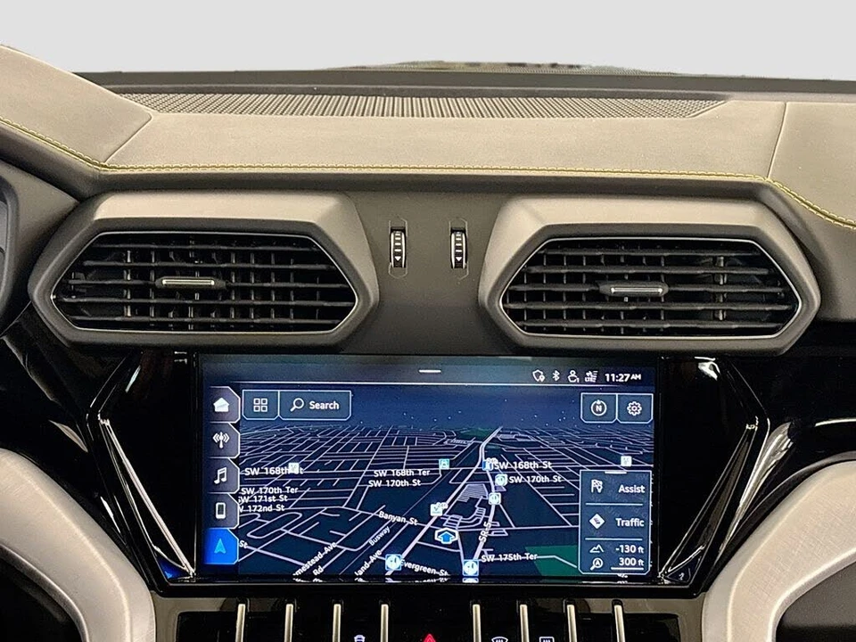 2021 Lamborghini Urus - Image 12 of 31