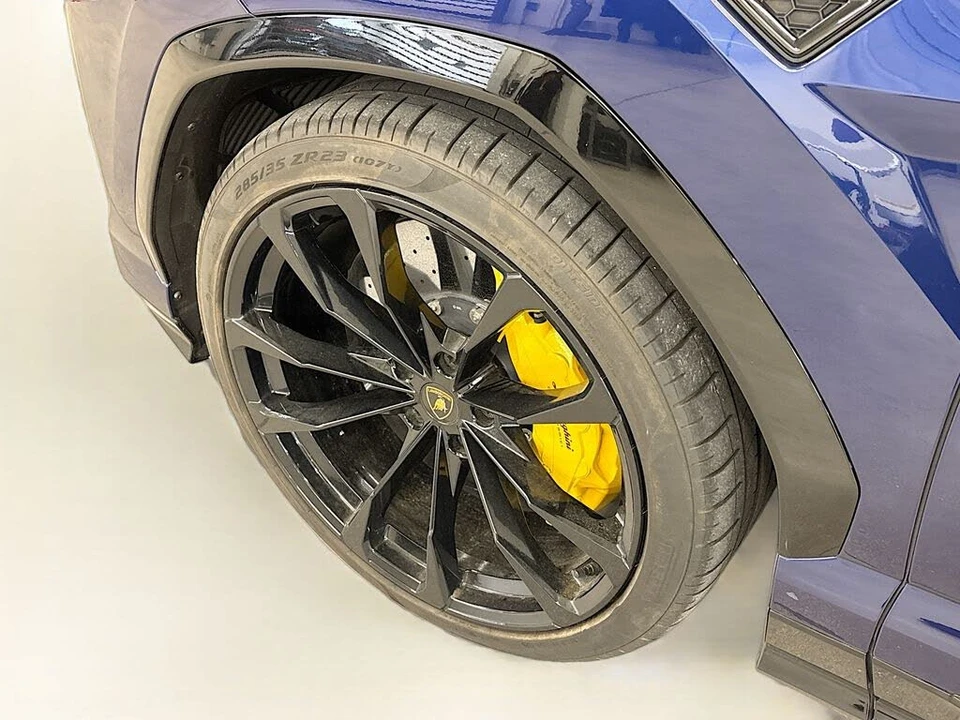 2021 Lamborghini Urus - Image 27 of 31