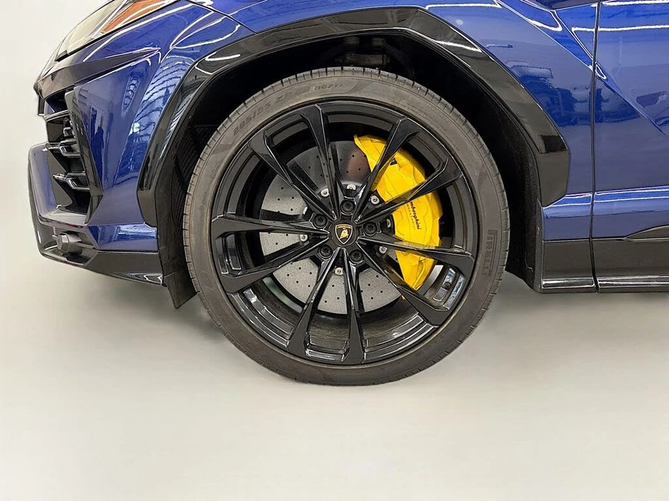 2021 Lamborghini Urus - Image 30 of 31