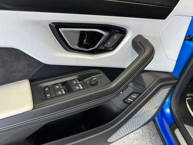 2021 Lamborghini Urus - Image 6 of 28