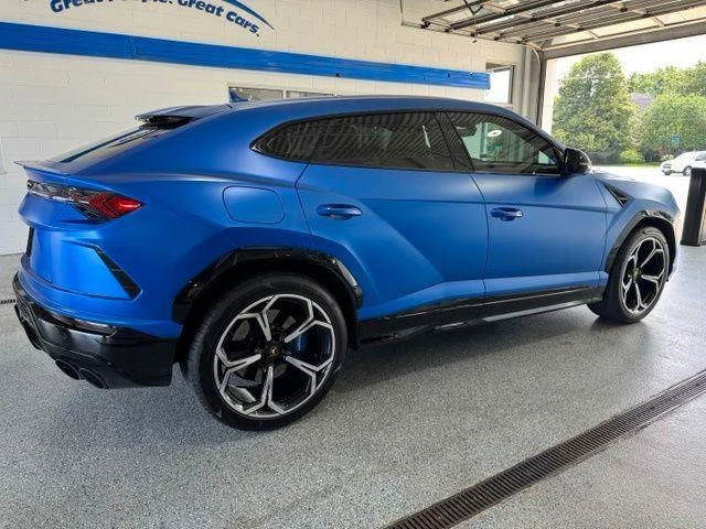 2021 Lamborghini Urus - Image 10 of 28