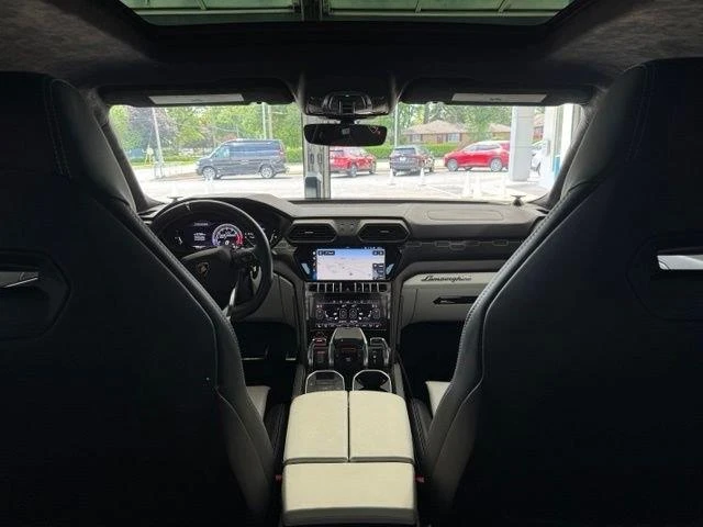 2021 Lamborghini Urus - Image 15 of 28